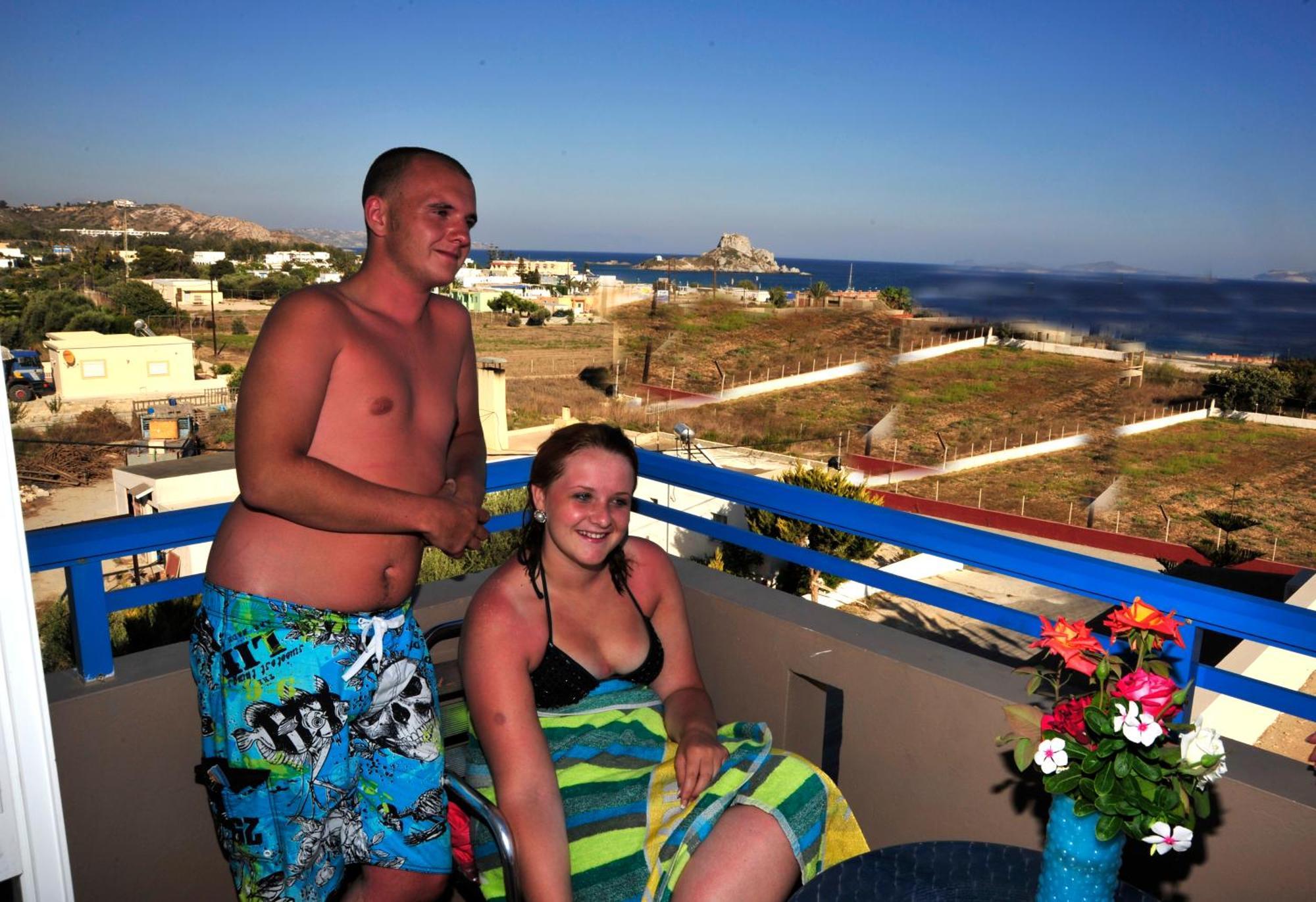 Hotel Athinoula Kefalos  Екстер'єр фото