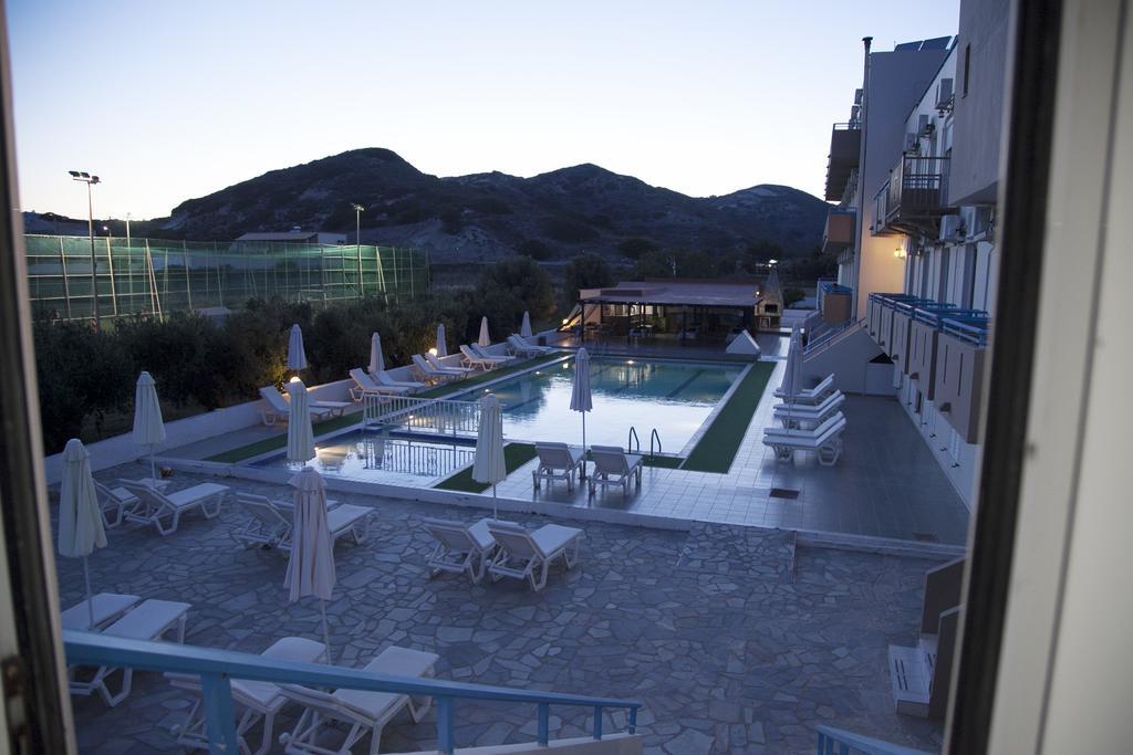 Hotel Athinoula Kefalos  Екстер'єр фото