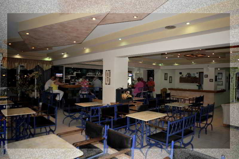Hotel Athinoula Kefalos  Екстер'єр фото